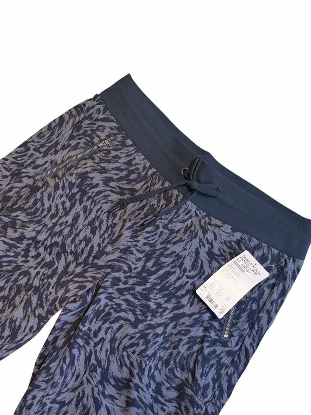 Athleta Trekkie North Printed Crop 23" Joggers New with Tags - Picture 4 of 7